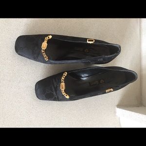 Gucci signature shoes